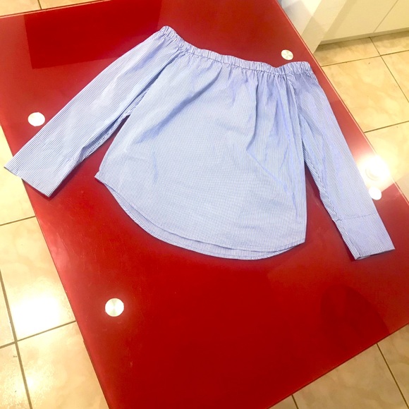 Very Classy Girl - Picture 5 of 5